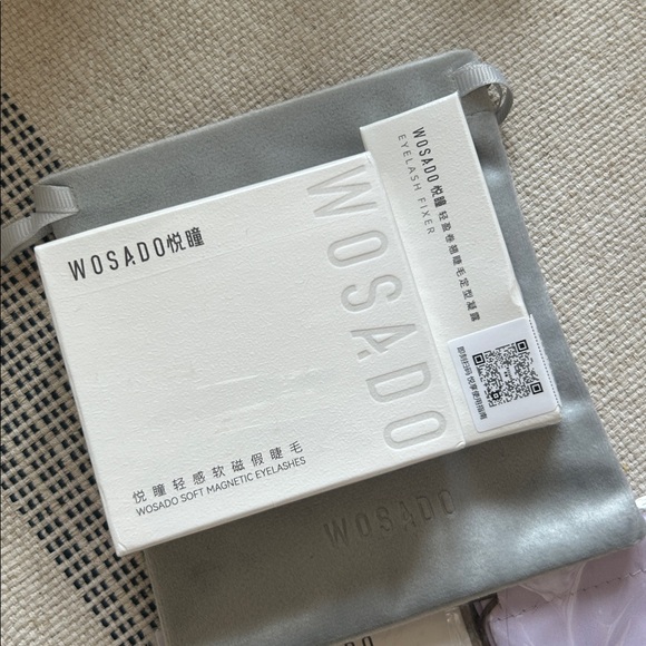 Wosado - Magnetic Eyelashes - #14 FROST BLACK - Sticker and Pouch Set - Picture 2 of 5